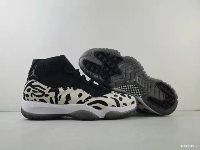 HYPE AR0715-010 INSTINCT JORDAN ANIMAL AIR 11 0606